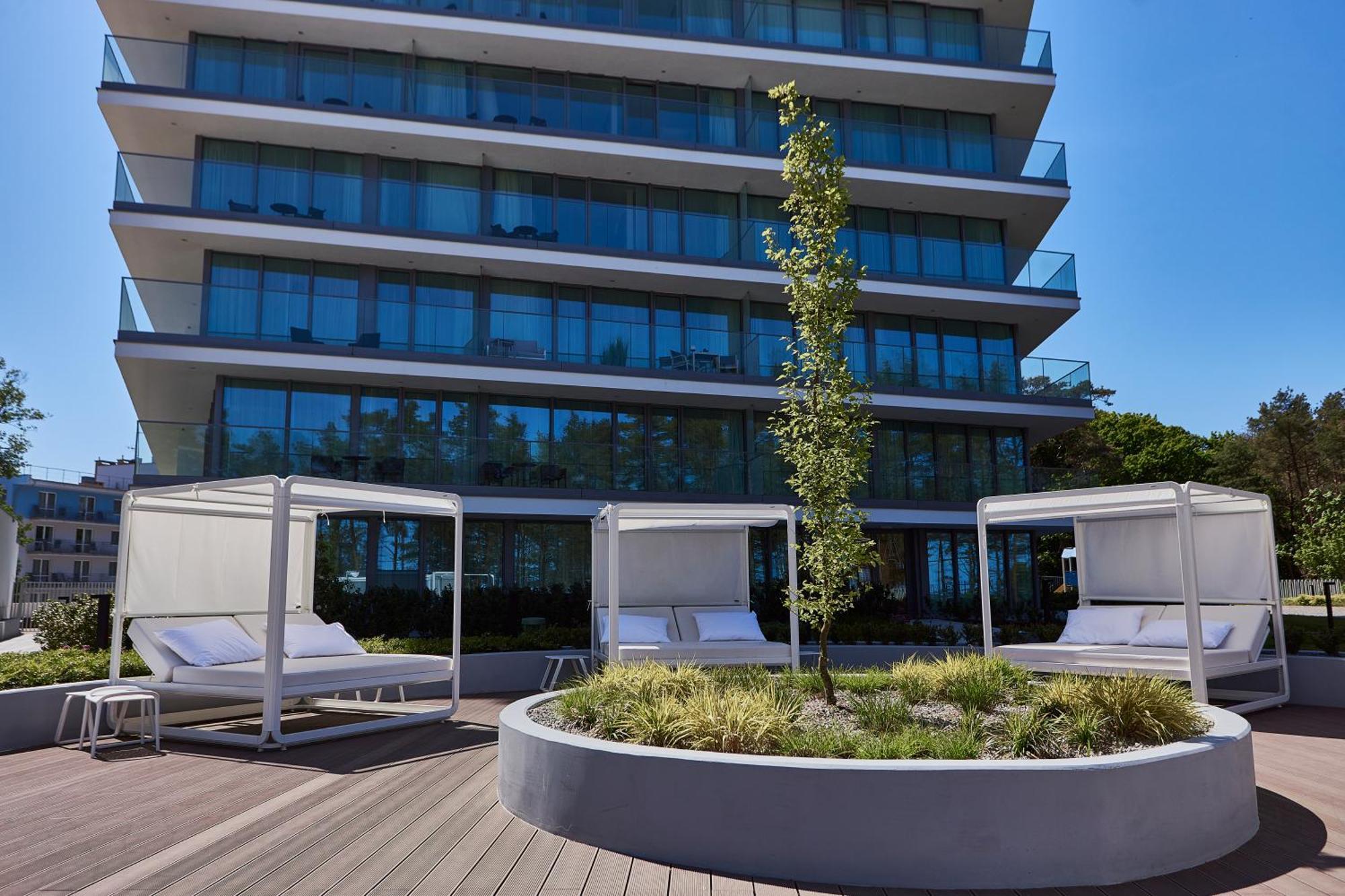 Wave Beachfront Family Apartment Miedzyzdroje Esterno foto
