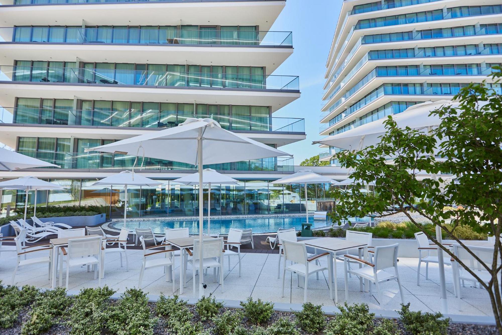 Wave Beachfront Family Apartment Miedzyzdroje Esterno foto