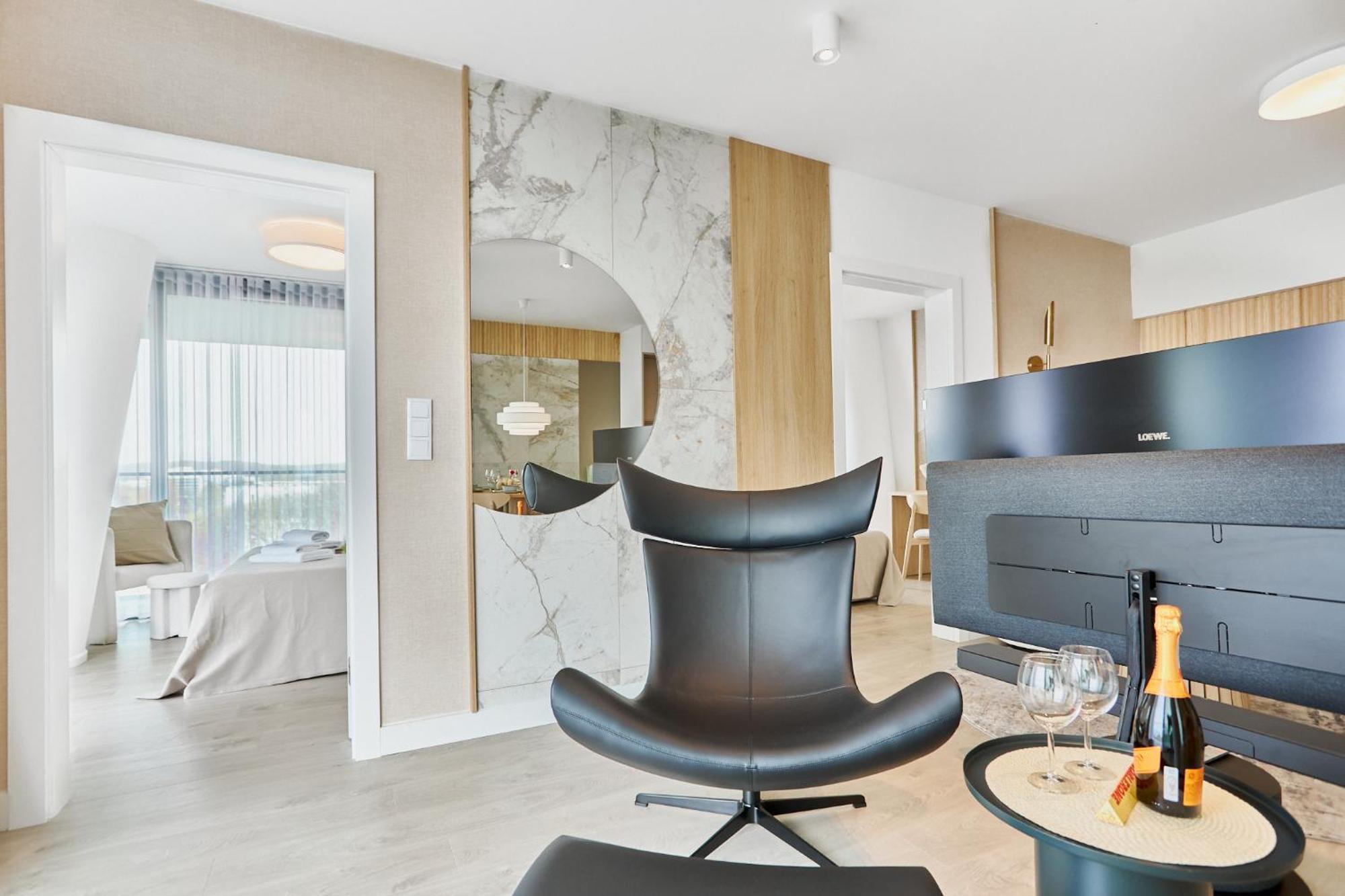 Wave Beachfront Family Apartment Miedzyzdroje Esterno foto