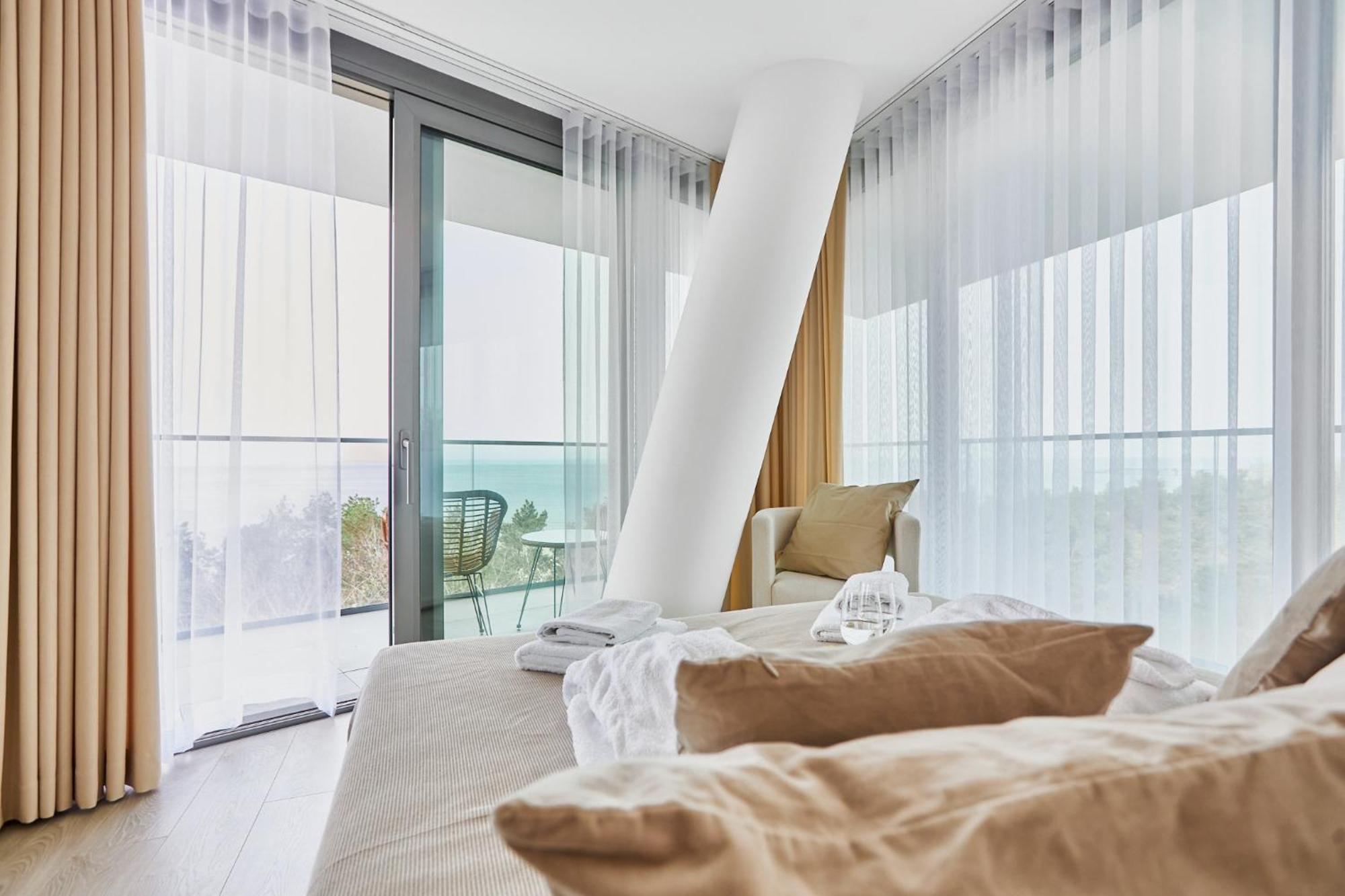 Wave Beachfront Family Apartment Miedzyzdroje Esterno foto